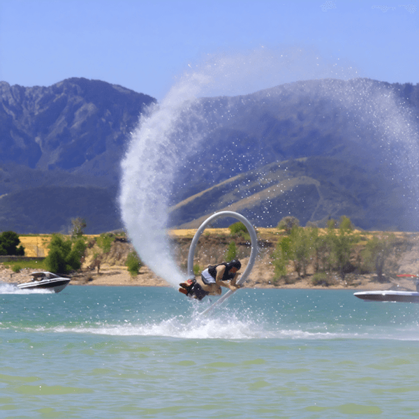 Dan flyboarding